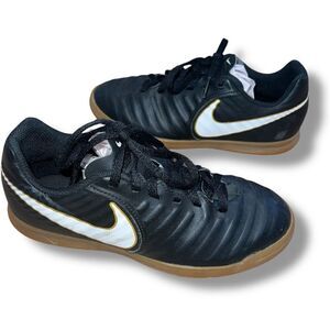 Nike Tiempo X Indoor Turf Soccer Shoes Black White Gold Kids Youth Size 3.5